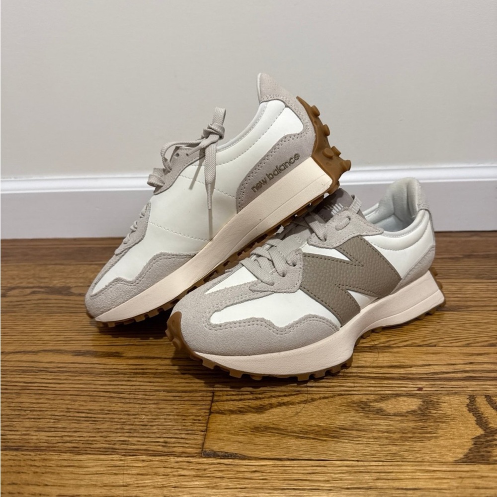 New Balance 327 Moonbeam/Driftwood - Picture 6 of 8